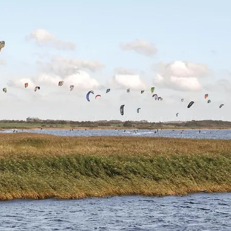 Lovely In Ulfborg With Sauna Vakantiehuis *