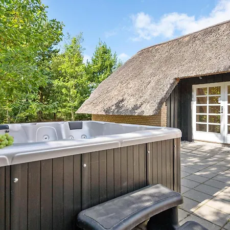 Vakantiehuis Lovely In Ulfborg With Sauna Ulfborg